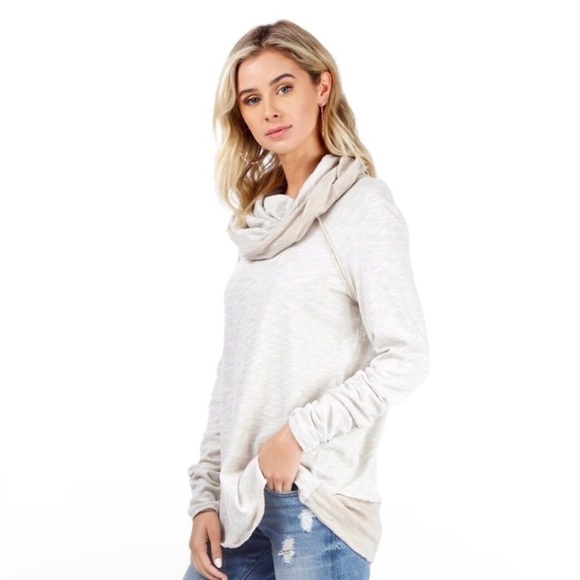 NWT! Free People Beach size XS/S Cocoon cowlneck pullover long sleeve in oatmeal - Picture 1 of 13